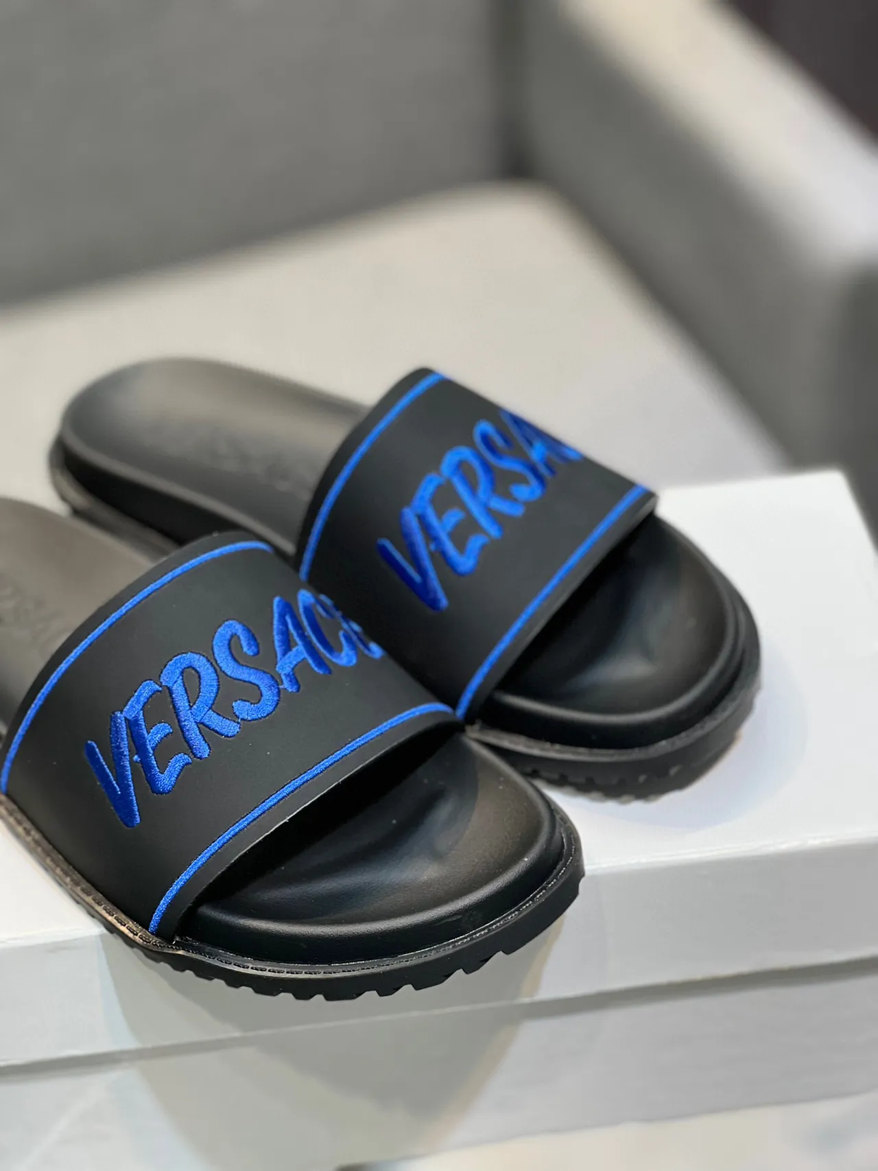 Versace Slide Negro Azul Logo Bordado Contraste Piping Zapatillas 9