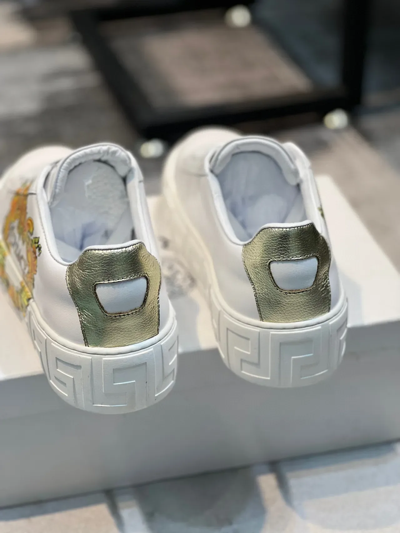 Versace White Gold Chaussures Lifestyle Basses à Semelle Plateforme 3