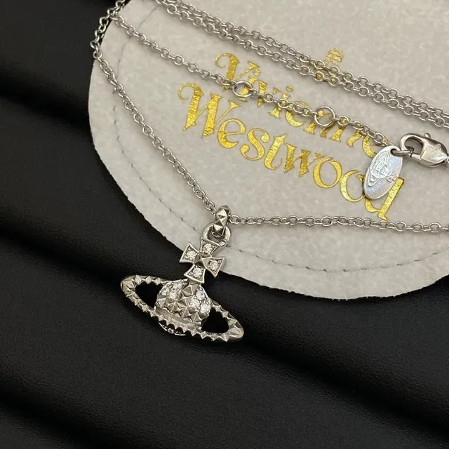 Vivienne Westwood Collar Classic Orb Pavé Cristal Tono Plateado 4