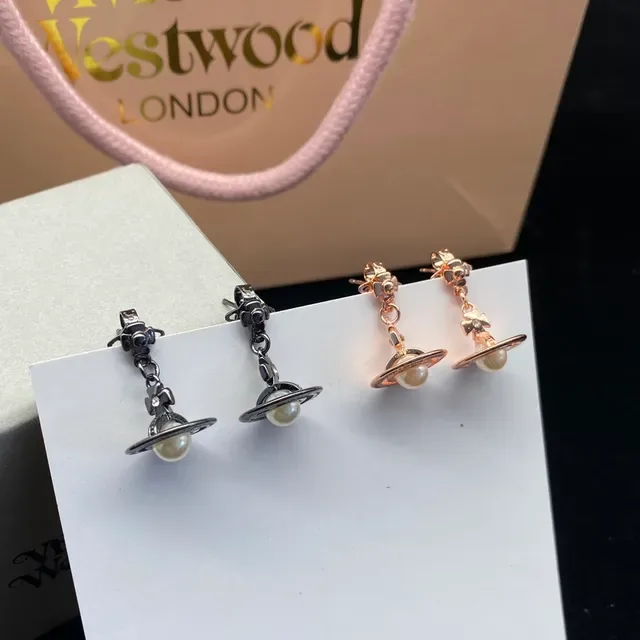 Vivienne Westwood Orb Pearl Black Gold Metallic Frame Central Cultured Earrings 6