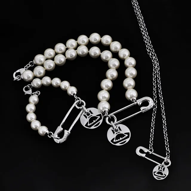Vivienne Westwood Orb নিরাপত্তা পিন মুক্তা ব্রেসলেট 7