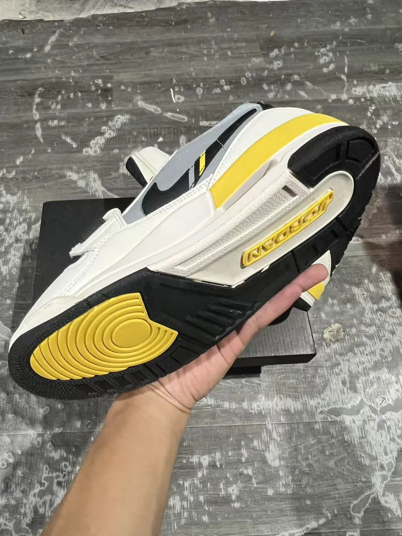 Xiaomi White Yellow Layered Synthetic/mesh Upper Visible Air Unit Sneakers 6