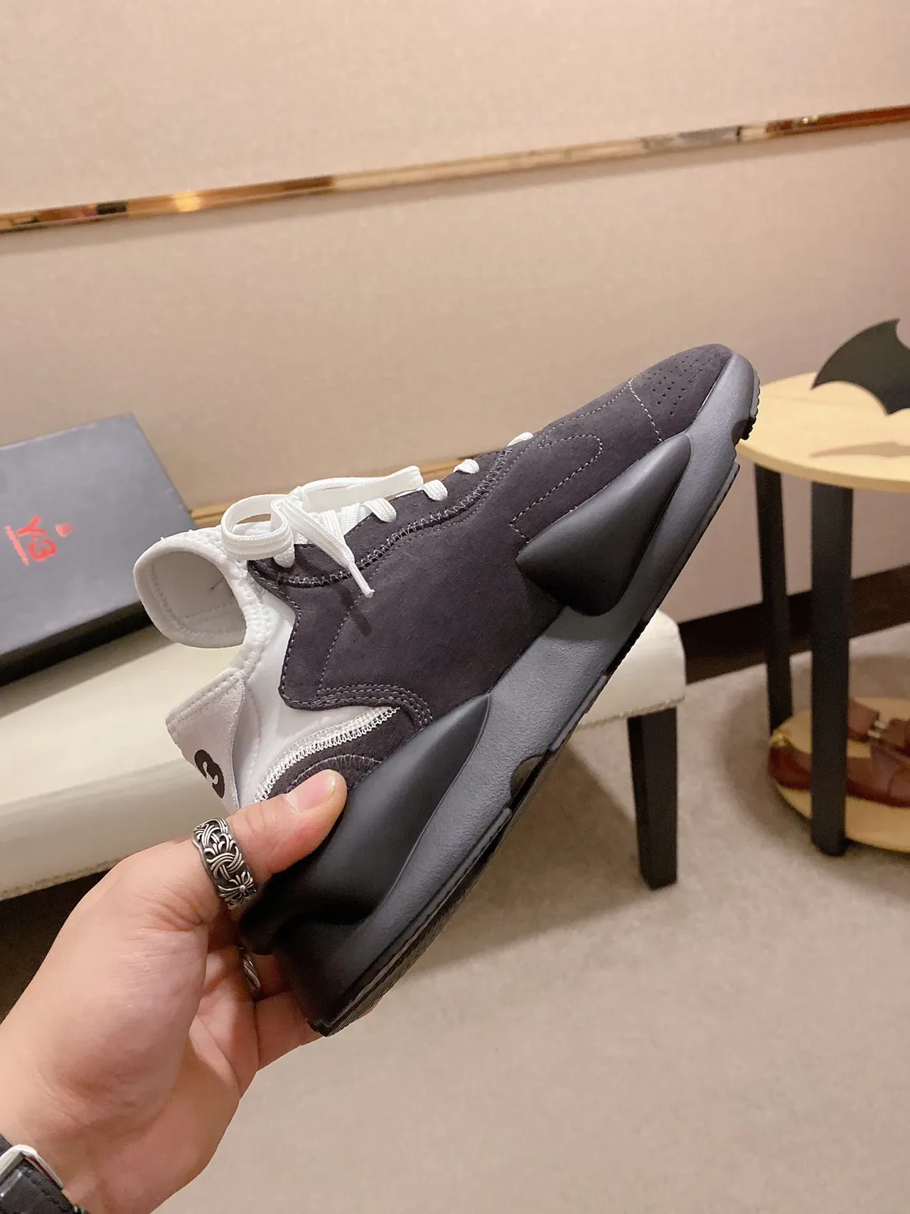 Y-3 灰白麂皮鞋面 雕塑单体中底 厚底鞋 7