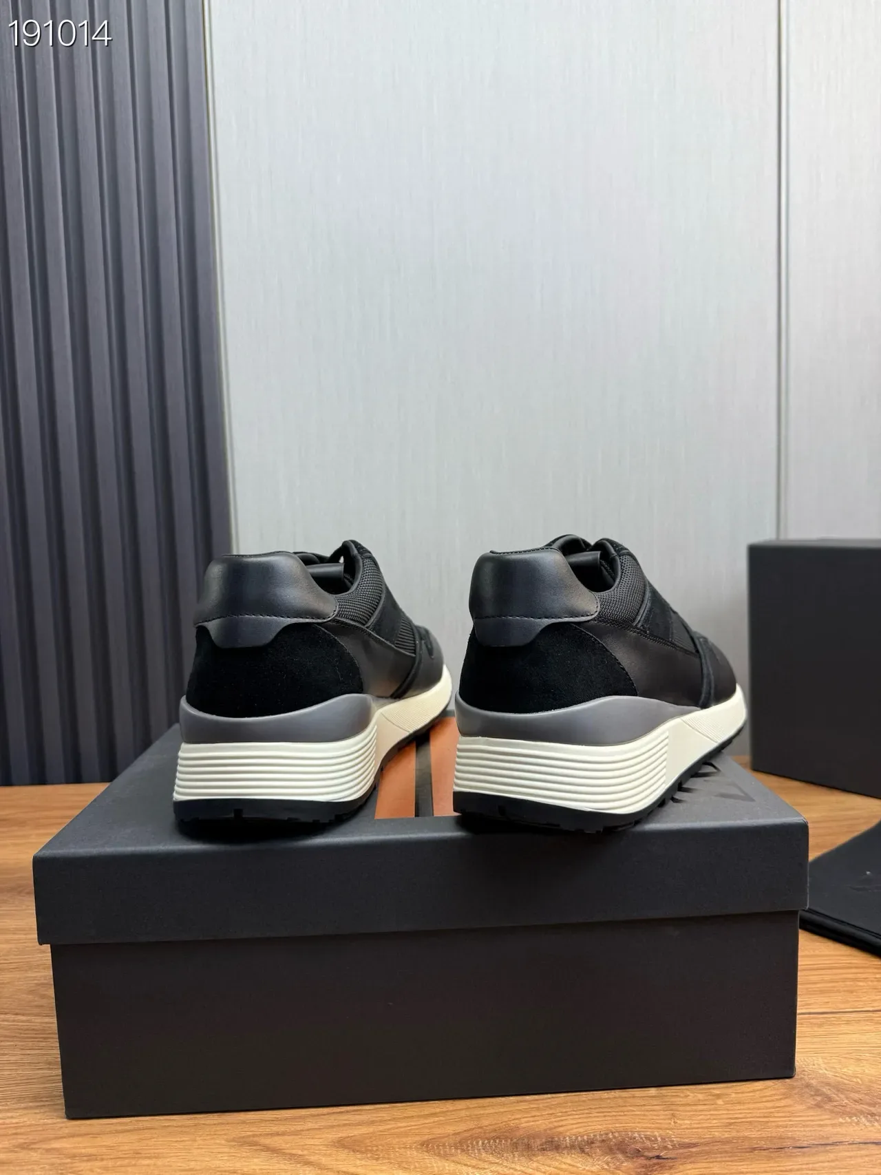 Zegna Noir Blanc Matériaux Mixtes Supérieur Maille Et Panneaux En Daim Sneakers Lifestyle 2