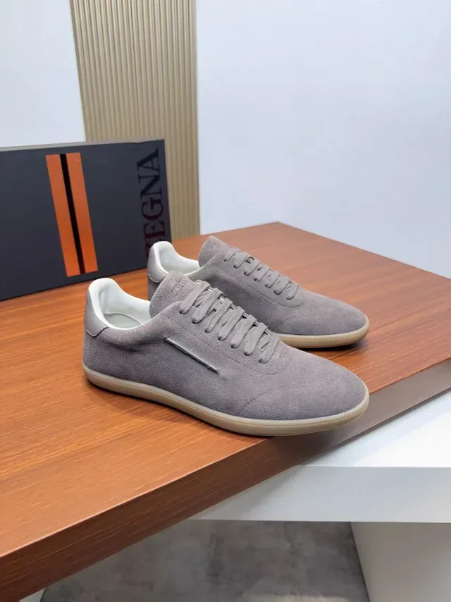 Sneakers Zegna Daim Gris Minimalistes Lifestyle 4