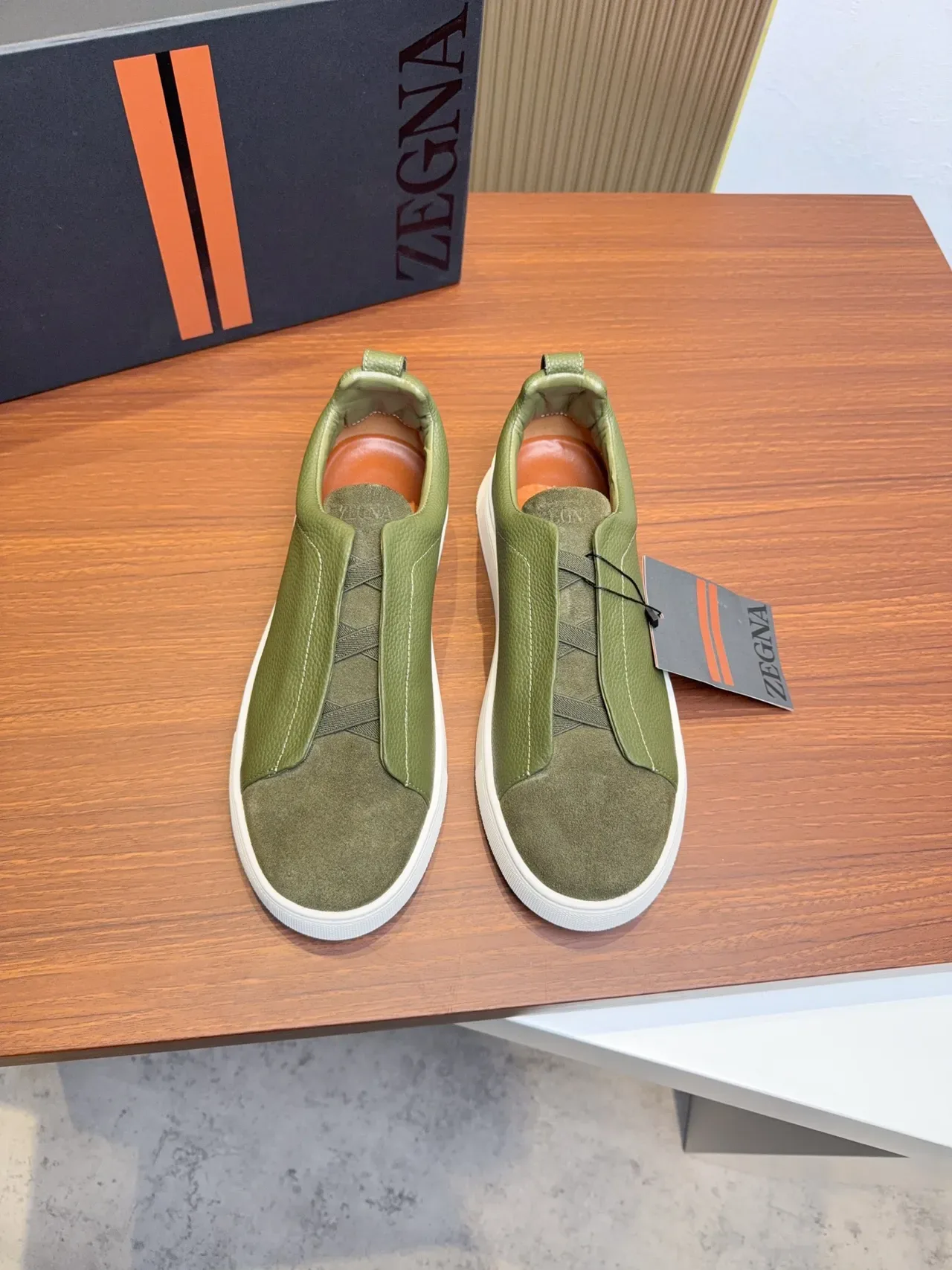 Zegna Tênis Lifestyle Verde Oliva Slip-On de Couro e Camurça 5
