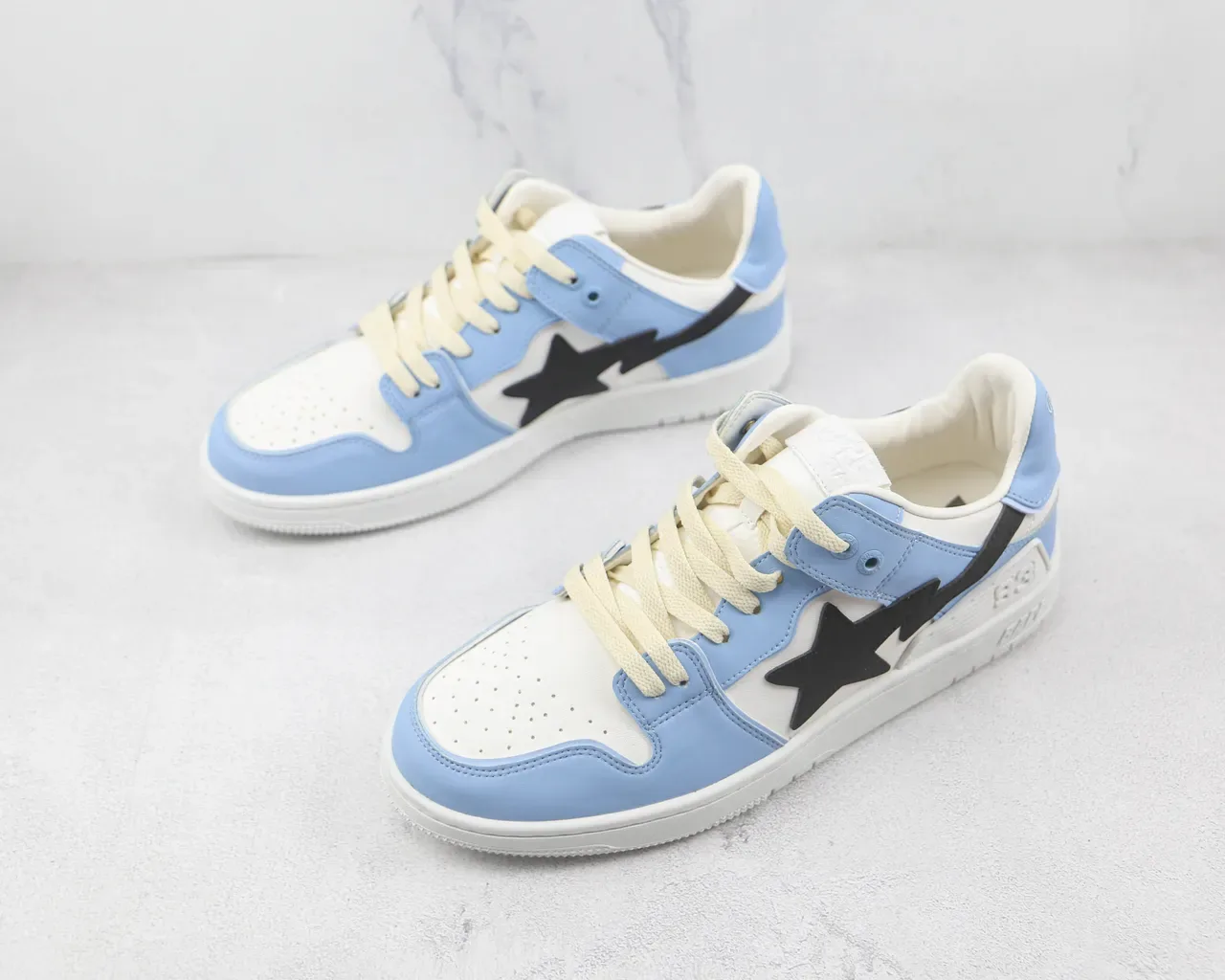 A Bathing Ape BAPE STA Tênis Lifestyle Azul Claro e Branco 4