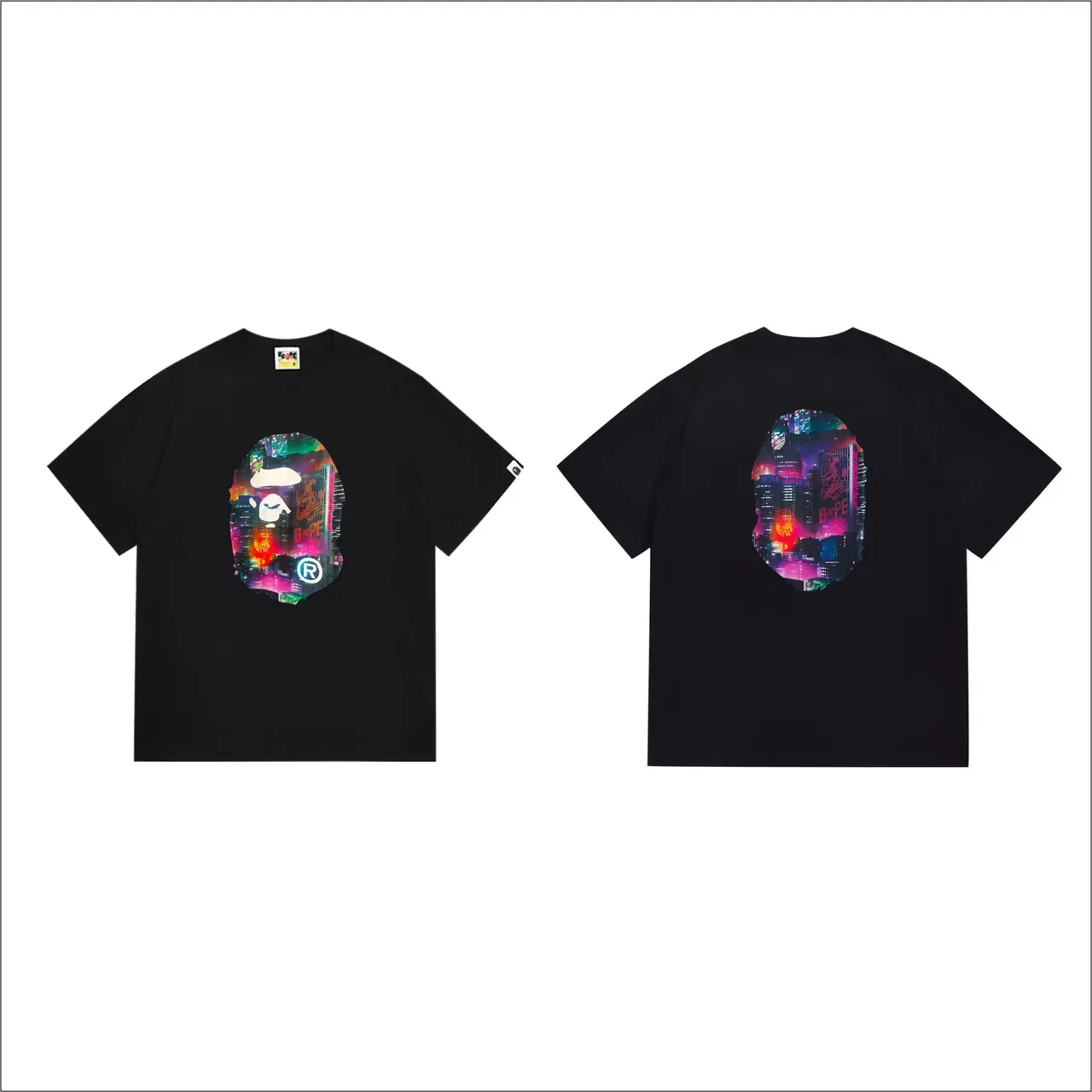 Camiseta A Bathing Ape con estampado gráfico de cabeza de mono y paisaje urbano neón 4