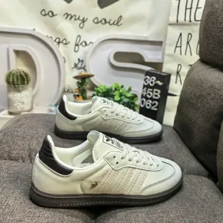 Adidas حذاء رياضي أسلوب حياة بيج أسود جلد أعلى ثلاث شرائط لوحة جانبية