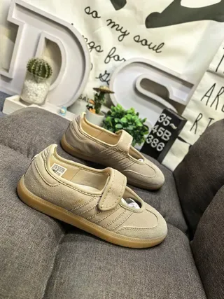 Adidas Beige Brown Laceless Velcro Strap Three-Stripe Side Panel Lifestyle Sneakers 9