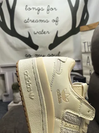 Adidas Sneakers Lifestyle Beige Gris à encolure matelassée 3