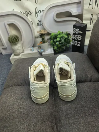 Adidas Sneakers Lifestyle Beige Gris à encolure matelassée 8