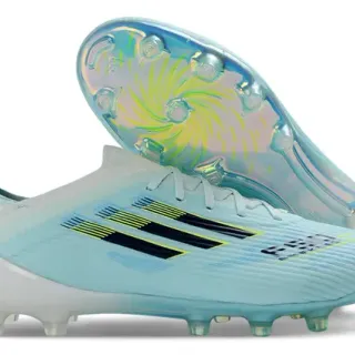 Adidas Zapatos de Fútbol Azul Transparente con Upper de Knit Asimétrico y Cordones Asimétricos para Firm Ground