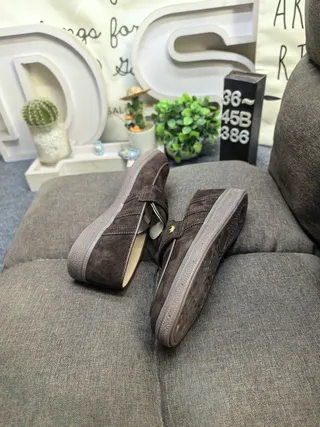 Adidas Brown Beige Suede Upper Three-Stripe Stitching Loafer 6