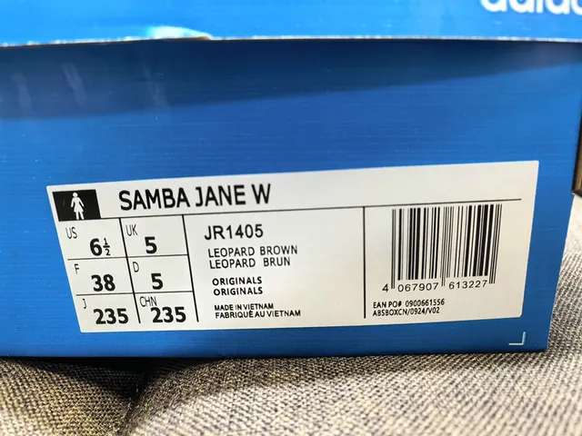 Adidas Zapatos Mary Jane Marrón Negro Imprimido de Leopardo Parte Superior Tres Rayas Panel Lateral 2