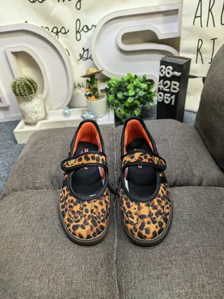 Adidas Zapatos Mary Jane Marrón Negro Imprimido de Leopardo Parte Superior Tres Rayas Panel Lateral 10