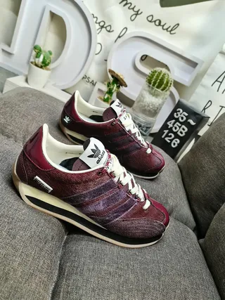 Adidas Burdeos Roxo Low-Top Três Faixas Painel Lateral Sneakers Lifestyle 9