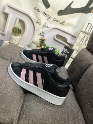 Adidas Campus काला और गुलाबी सूड लाइफस्टाइल स्नीकर 7