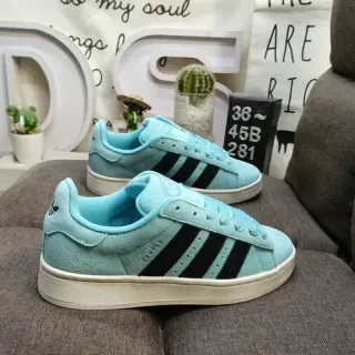 Adidas Campus حذاء رياضي أسلوب حياة أزرق فاتح سويدي