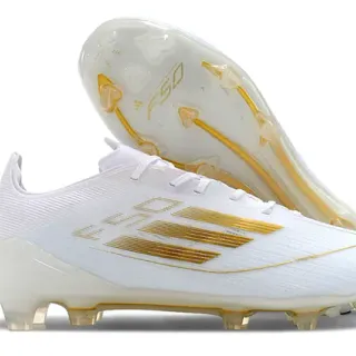 Adidas F50 White Gold haut en knit texturé de profil bas chaussures de football pour terrain ferme