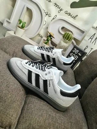 Adidas Gris Negro Low-Top Upper de Tejido Texturizado Sneakers Lifestyle 7