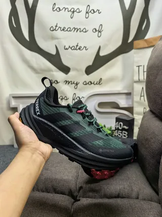 Adidas Green Black Silhouette GORE-TEX Waterproof Upper Running Shoes 5