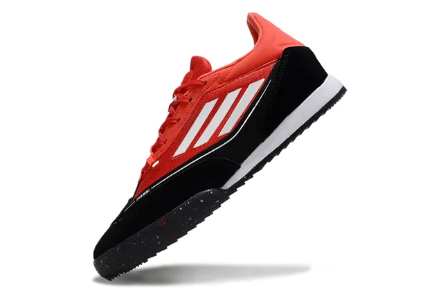 Adidas Messi Red Black Low-Top Synthetic Mesh And Suede Upper Indoor Soccer Shoes 5