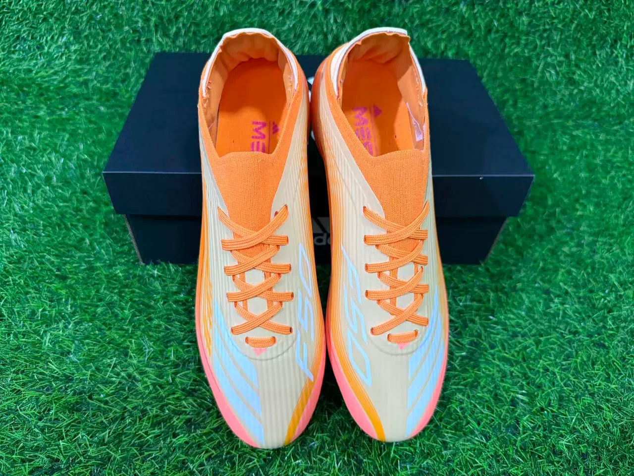 Adidas chaussures de football semelle Soleplate orange doré iridescent à motif ondulé upper synthétique Firm-Ground 3