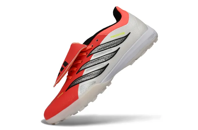 Adidas Predator أحذية كرة القدم للعشب الصناعي 3