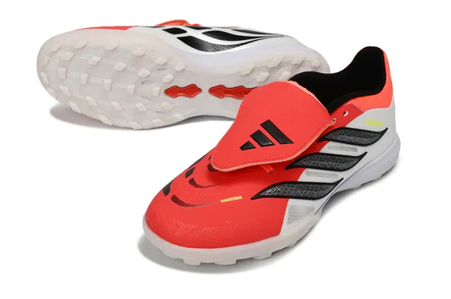 Adidas Predator أحذية كرة القدم للعشب الصناعي 5