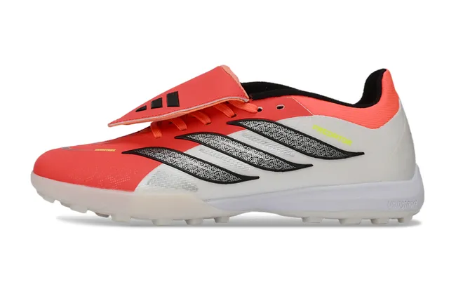 Adidas Predator أحذية كرة القدم للعشب الصناعي 8