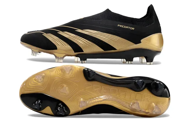 أحذية كرة القدم Adidas Predator أسود وذهبي للأرض الصلبة 6