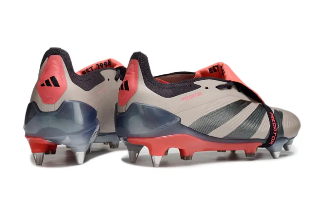 Adidas Predator Noir Orange Chaussures de football à coupe basse upper synthétique panneau latéral à trois rayures surface ferme 19