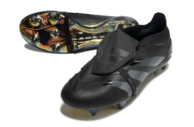 Adidas Predator Noir Orange Chaussures de football à coupe basse upper synthétique panneau latéral à trois rayures surface ferme 24