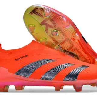 Adidas Predator Zapatillas de fútbol Naranja Negro, corte bajo, upper de ajuste a calcetín, tres rayas, superficie firme