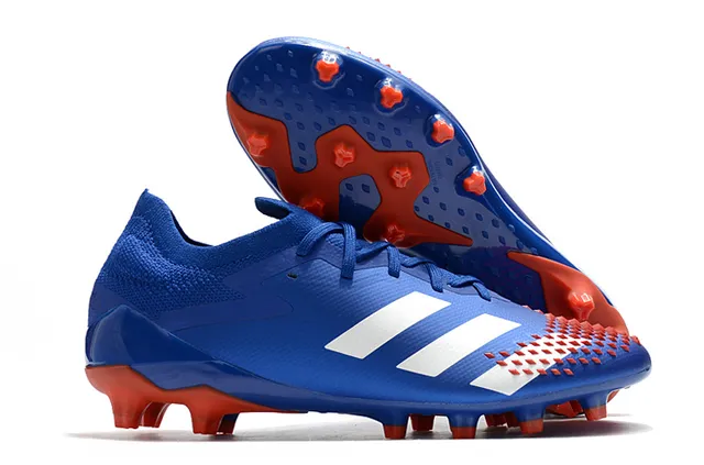 Adidas 红黑低帮袜套足上部不对称系带塑胶钉足球鞋 5