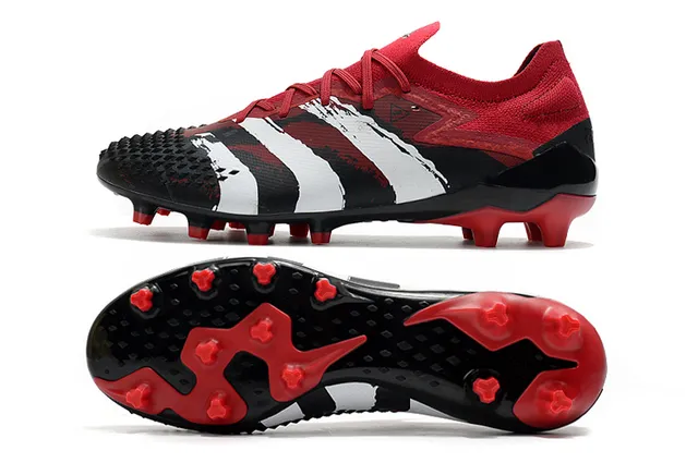 Adidas 红黑低帮袜套足上部不对称系带塑胶钉足球鞋 13