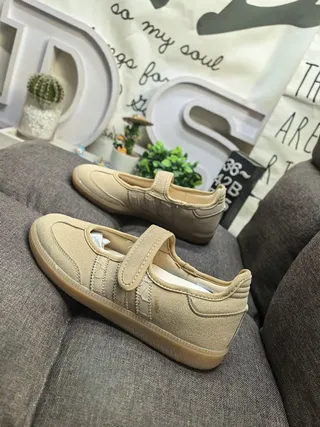 Adidas Samba Classic Beige Lifestyle Sneakers 7