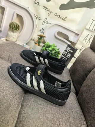 Adidas Samba Classic Chaussures Lifestyle Noir et Crème 7