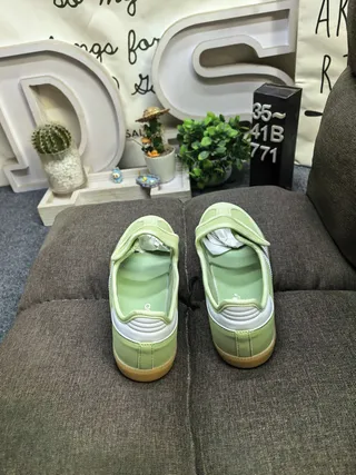 Adidas Samba حذاء رياضي أخضر فاتح مخملي أسلوب حياة 8