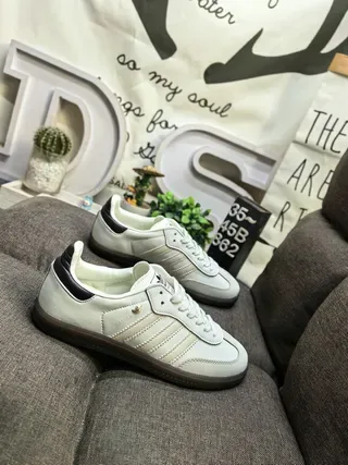 Adidas Samba OG Off-White e Preto Tênis Lifestyle 9