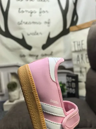 Adidas Samba أحذية رياضية للأسلوب الحياة وردي ورمادي 3
