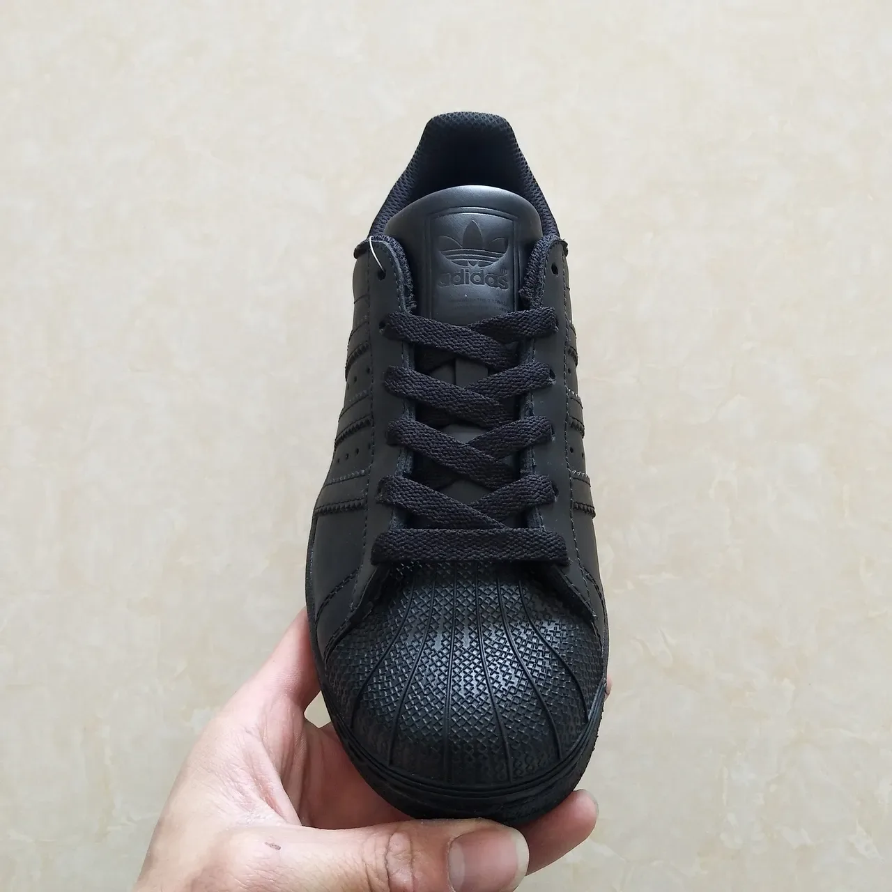 Adidas Superstar Tênis Lifestyle de Couro Todo Preto 14