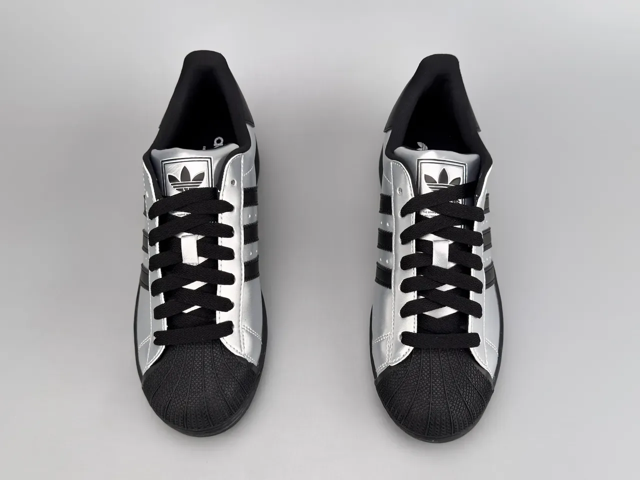 Adidas Superstar Prata Metálica e Preto Tênis Lifestyle 9