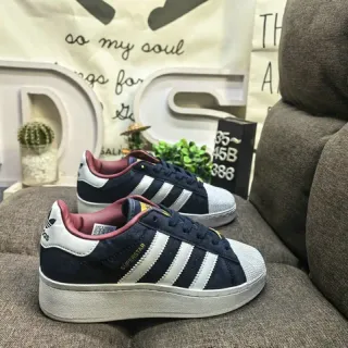 حذاء رياضي أسلوب حياة أديداس سوبرستار Navy Pink رأس الصدفة ثلاث شرائط لوح جانبي