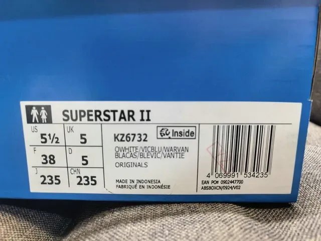 Adidas Superstar Off-White এবং Royal Blue লাইফস্টাইল স্নিকার 2