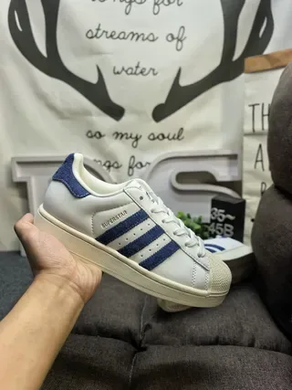 Adidas Superstar Off-White এবং Royal Blue লাইফস্টাইল স্নিকার 5