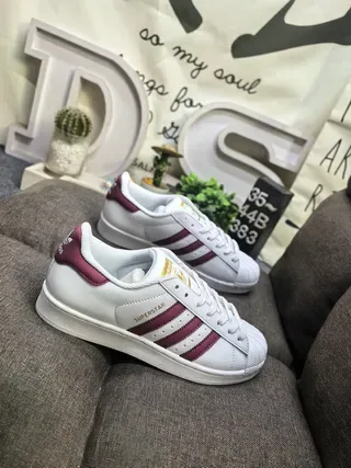 Adidas Superstar Chaussures Lifestyle Blanches et Bordeaux 9