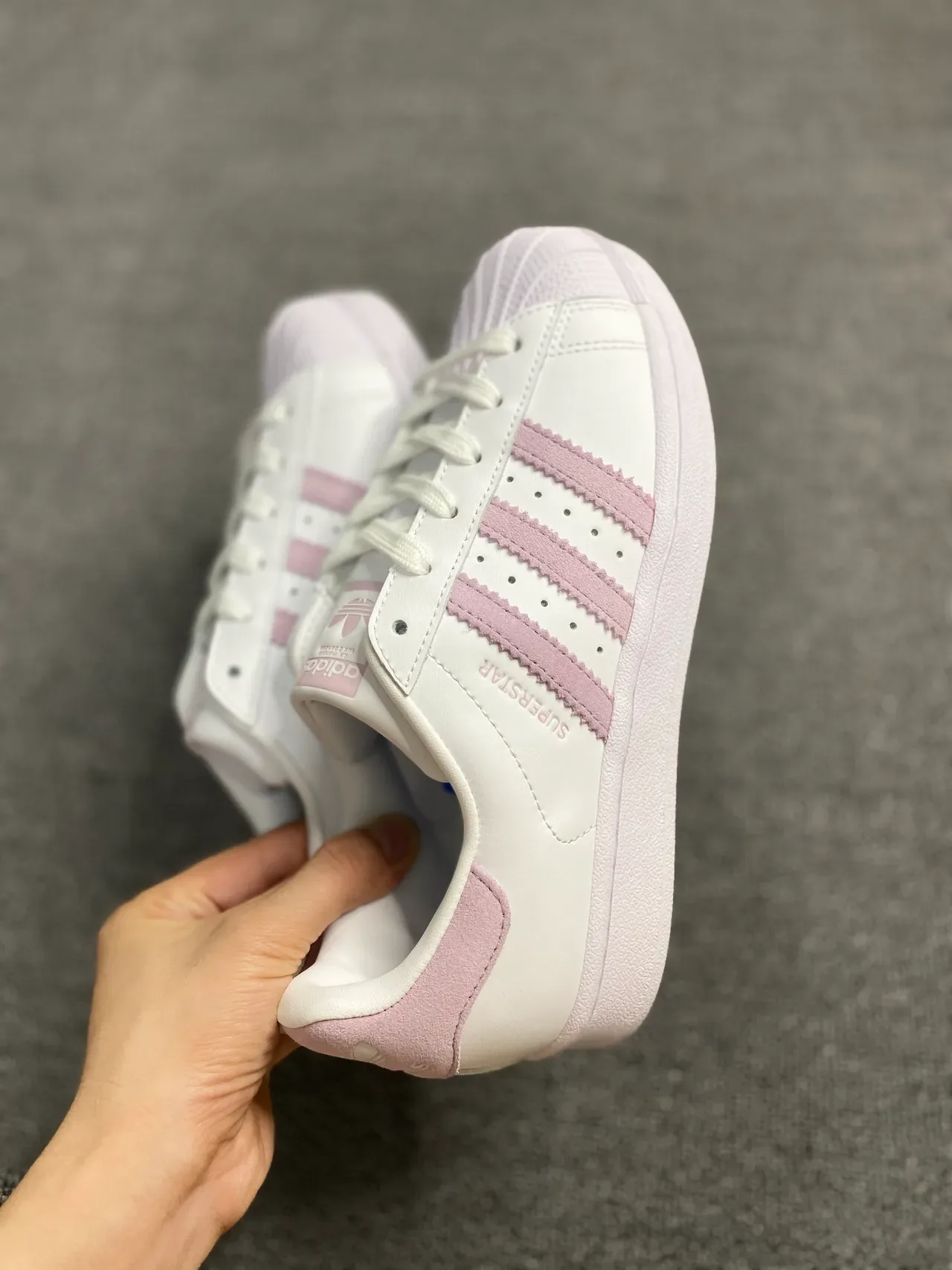 Adidas Superstar White y Dusty Pink Zapatillas Lifestyle 3
