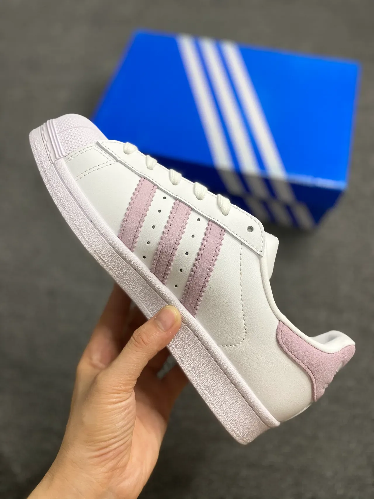Adidas Superstar White y Dusty Pink Zapatillas Lifestyle 4